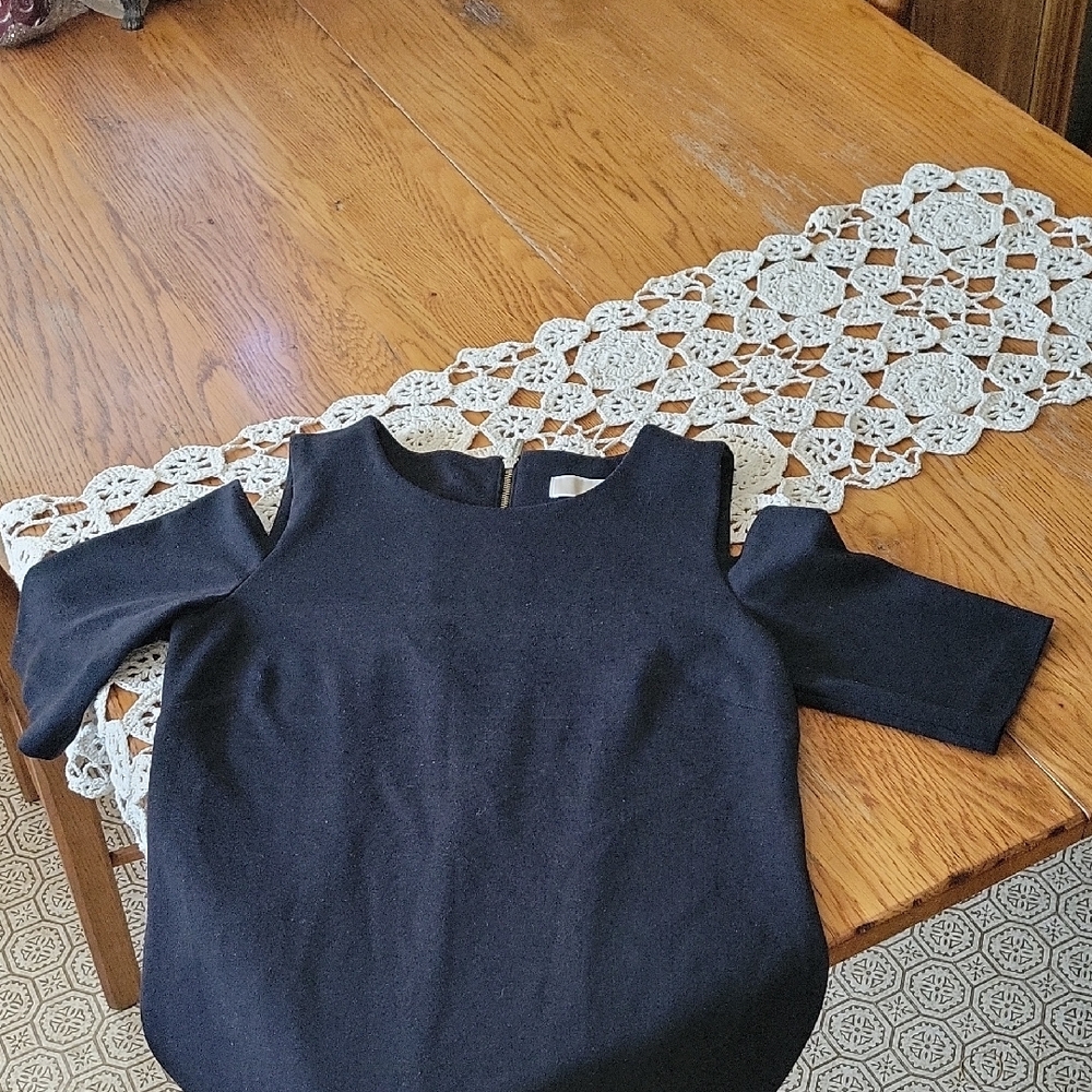 Michael Kors Black Cold Shoulder Sheath Dress. C - Picture 2 of 8